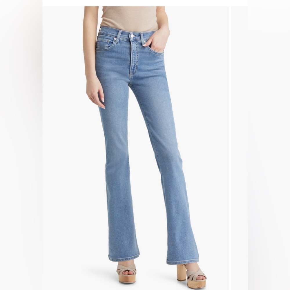 Veronica Beard Beverly high waist skinny flare jeans size 29. Color iceberg